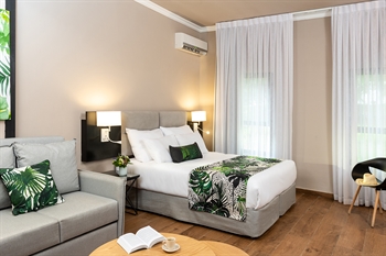 Erettz Dafna Travel Hotel