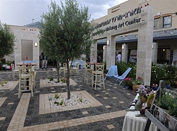 Maarag center